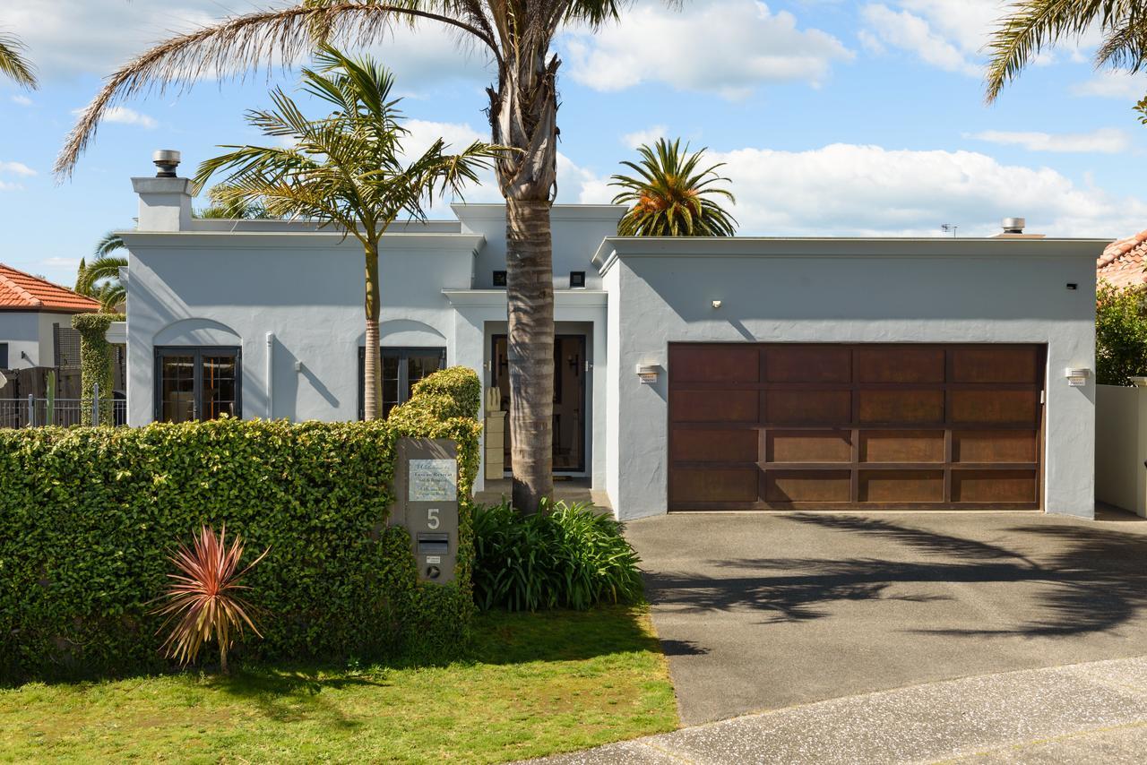 Tuscan Retreat Bed & Breakfast - Adults Only Bed and Breakfast Papamoa Εξωτερικό φωτογραφία